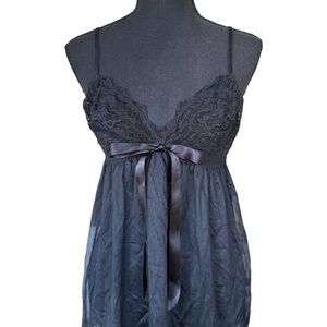 VICTORIA’S SECRET SHEER BLACK BABYDOLL CHEMISE *LINGERIE, LACE, SATIN BOW, EUC
